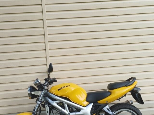 Сузукі Інша, об'ємом двигуна 0.65 л та пробігом 0 тис. км за 3500 $, фото 1 на Automoto.ua