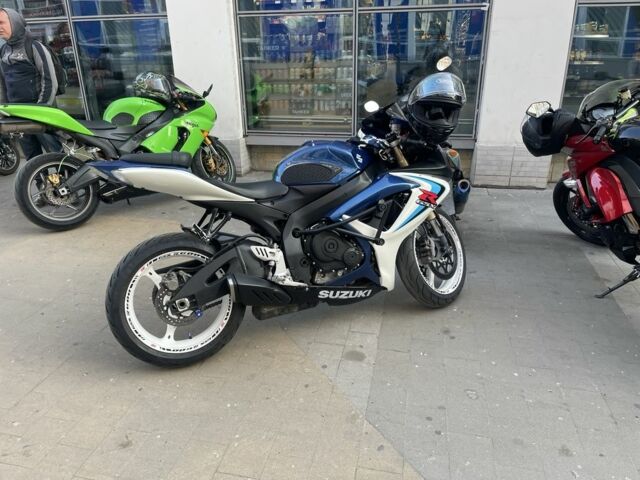 Сузукі Інша, об'ємом двигуна 0.6 л та пробігом 0 тис. км за 6800 $, фото 4 на Automoto.ua