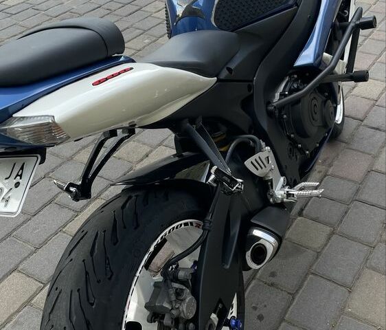 Сузукі Інша, об'ємом двигуна 0.6 л та пробігом 0 тис. км за 6800 $, фото 3 на Automoto.ua