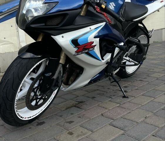 Сузукі Інша, об'ємом двигуна 0.6 л та пробігом 0 тис. км за 6800 $, фото 1 на Automoto.ua