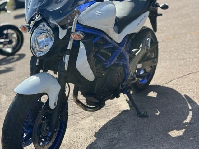 Сузуки Другая, объемом двигателя 0.4 л и пробегом 0 тыс. км за 4000 $, фото 9 на Automoto.ua