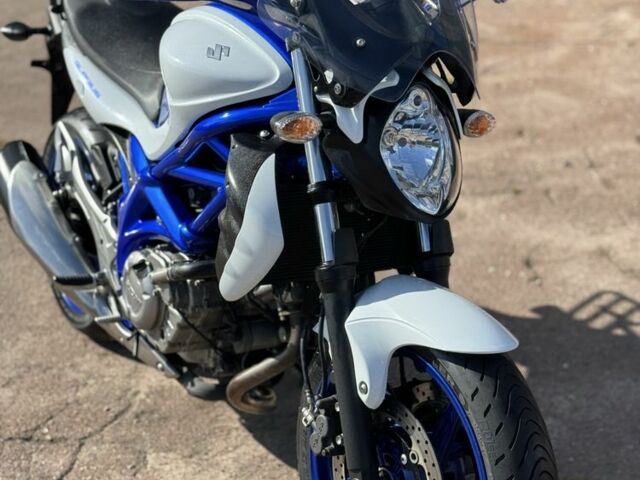 Сузуки Другая, объемом двигателя 0.4 л и пробегом 0 тыс. км за 4000 $, фото 12 на Automoto.ua