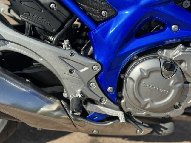 Сузуки Другая, объемом двигателя 0.4 л и пробегом 0 тыс. км за 4000 $, фото 15 на Automoto.ua