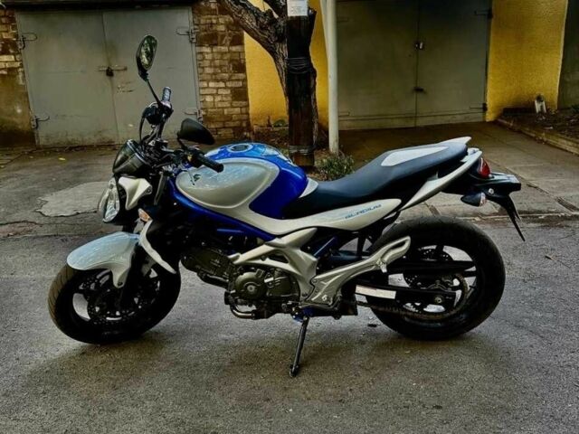 Сузуки Другая, объемом двигателя 0.65 л и пробегом 0 тыс. км за 4000 $, фото 3 на Automoto.ua