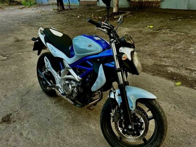 Сузуки Другая, объемом двигателя 0.65 л и пробегом 0 тыс. км за 4000 $, фото 2 на Automoto.ua