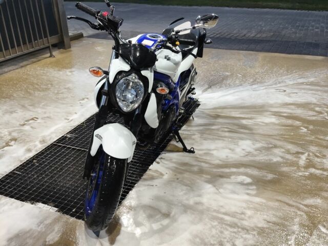 Сузуки Другая, объемом двигателя 0.4 л и пробегом 0 тыс. км за 3650 $, фото 6 на Automoto.ua