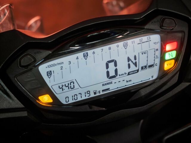 Сузуки Другая, объемом двигателя 1 л и пробегом 0 тыс. км за 11500 $, фото 9 на Automoto.ua