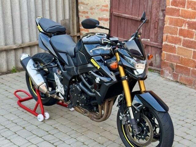 Сузукі Інша, об'ємом двигуна 0.75 л та пробігом 0 тис. км за 4100 $, фото 2 на Automoto.ua