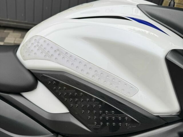 Сузуки Другая, объемом двигателя 0.75 л и пробегом 0 тыс. км за 9400 $, фото 9 на Automoto.ua