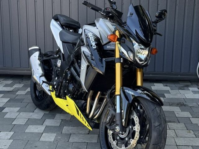 Сузуки Другая, объемом двигателя 0.75 л и пробегом 0 тыс. км за 9500 $, фото 1 на Automoto.ua