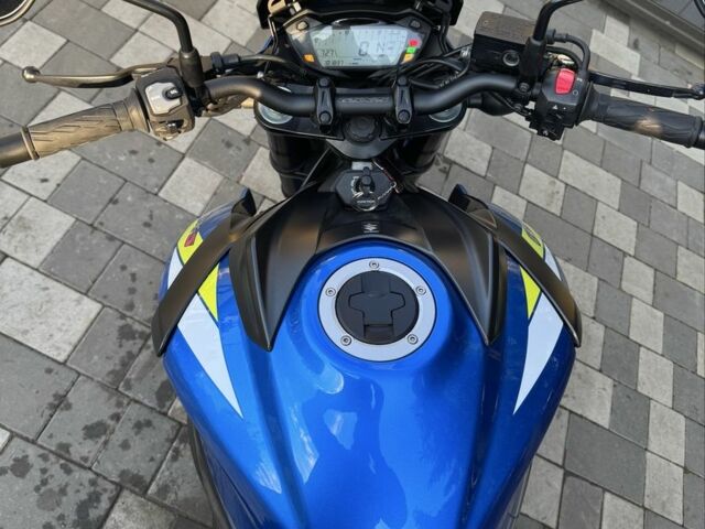 Сузуки Другая, объемом двигателя 0.75 л и пробегом 0 тыс. км за 10000 $, фото 5 на Automoto.ua