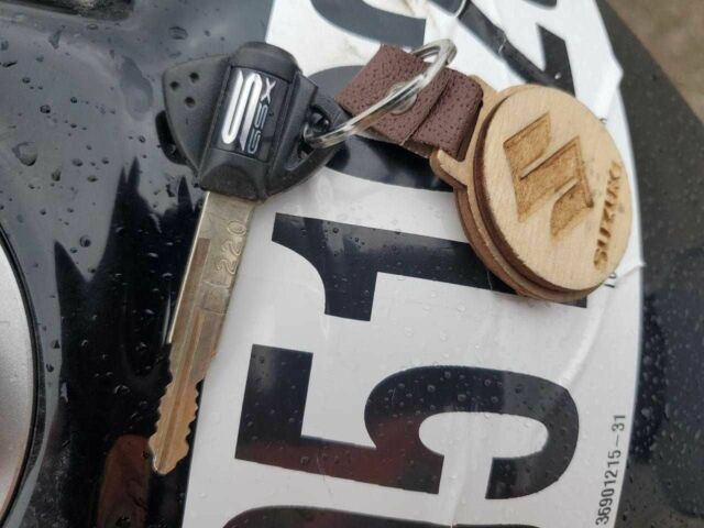 Сузуки Другая, объемом двигателя 10 л и пробегом 0 тыс. км за 4800 $, фото 3 на Automoto.ua