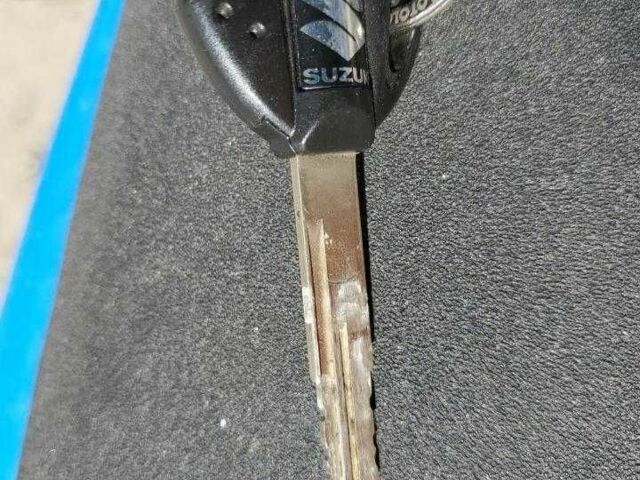 Сузуки Другая, объемом двигателя 0.8 л и пробегом 0 тыс. км за 3000 $, фото 7 на Automoto.ua