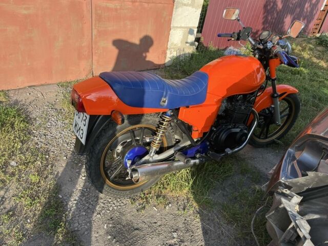 Сузукі Інша, об'ємом двигуна 0 л та пробігом 0 тис. км за 1600 $, фото 2 на Automoto.ua