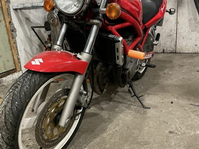 Сузуки Другая, объемом двигателя 0.4 л и пробегом 0 тыс. км за 2500 $, фото 4 на Automoto.ua