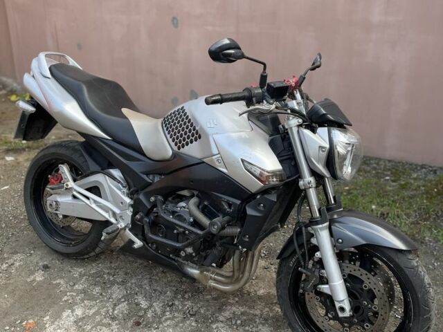 Сузуки Другая, объемом двигателя 0.6 л и пробегом 0 тыс. км за 3000 $, фото 2 на Automoto.ua