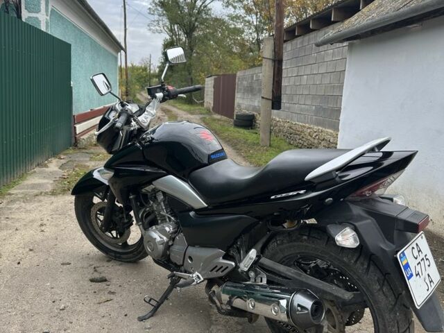 Сузуки Другая, объемом двигателя 0.25 л и пробегом 0 тыс. км за 2700 $, фото 5 на Automoto.ua