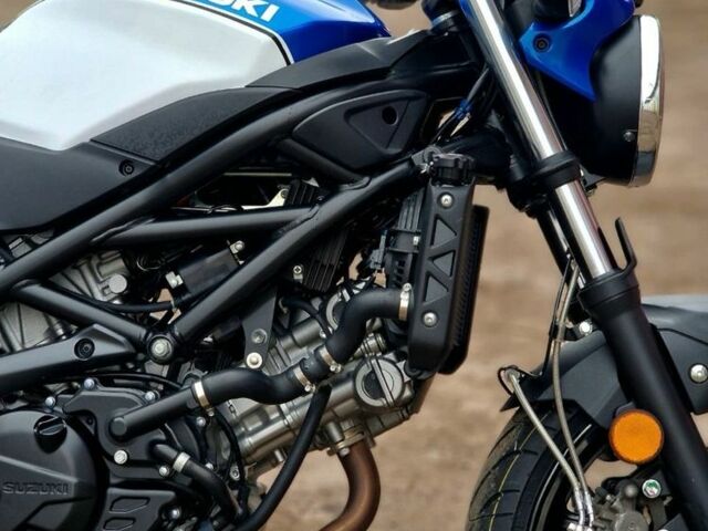 Сузуки Другая, объемом двигателя 0.65 л и пробегом 0 тыс. км за 6200 $, фото 4 на Automoto.ua