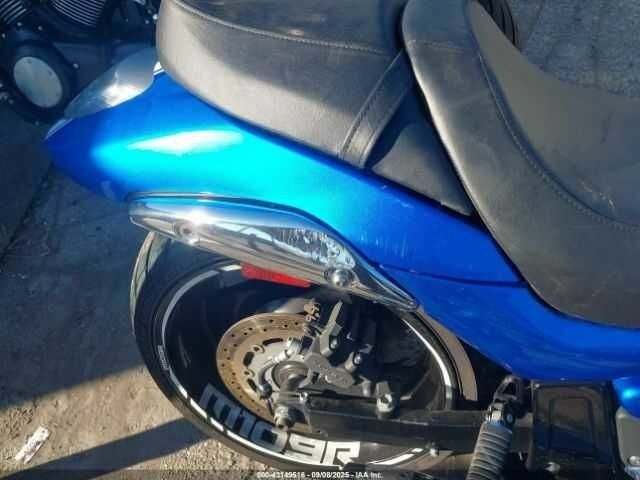 Сузуки Другая, объемом двигателя 1.8 л и пробегом 0 тыс. км за 3000 $, фото 14 на Automoto.ua