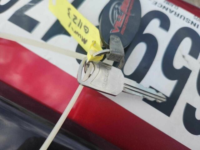 Сузукі Інша, об'ємом двигуна 1.8 л та пробігом 0 тис. км за 3000 $, фото 7 на Automoto.ua