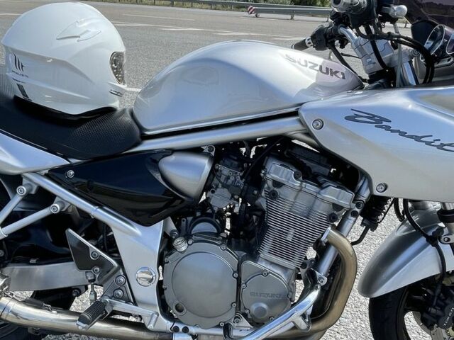 Сузуки Другая, объемом двигателя 0.6 л и пробегом 0 тыс. км за 3800 $, фото 5 на Automoto.ua