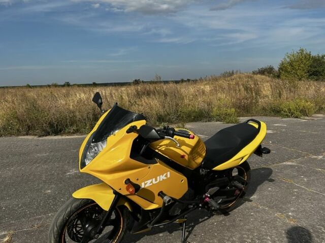 Сузукі Інша, об'ємом двигуна 0.5 л та пробігом 0 тис. км за 2850 $, фото 2 на Automoto.ua