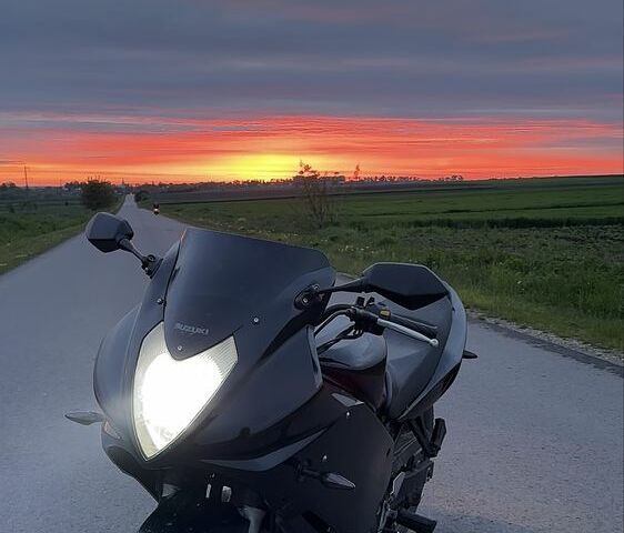 Сузукі Інша, об'ємом двигуна 0.5 л та пробігом 0 тис. км за 2500 $, фото 1 на Automoto.ua