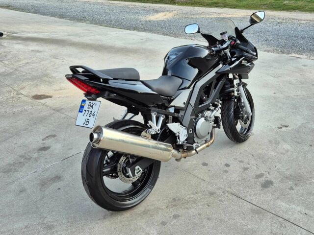 Сузуки Другая, объемом двигателя 0.65 л и пробегом 0 тыс. км за 3600 $, фото 3 на Automoto.ua