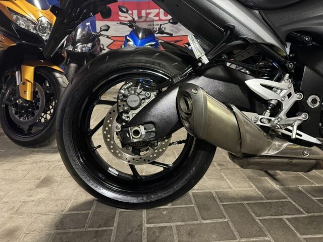 Сузуки Другая, объемом двигателя 1 л и пробегом 0 тыс. км за 9450 $, фото 4 на Automoto.ua