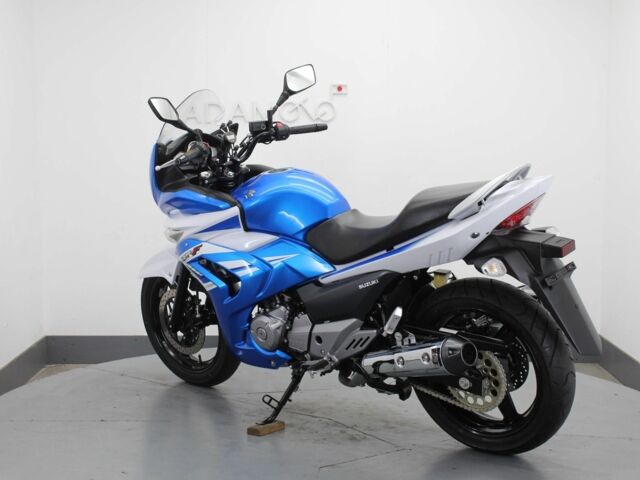 Сузуки Другая, объемом двигателя 0.25 л и пробегом 0 тыс. км за 3300 $, фото 5 на Automoto.ua