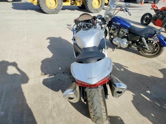 Сузукі Інша, об'ємом двигуна 1.3 л та пробігом 0 тис. км за 8000 $, фото 3 на Automoto.ua