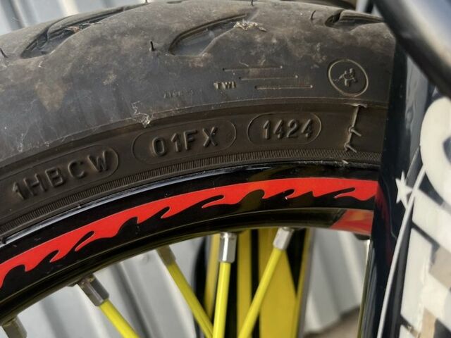 Сузуки Другая, объемом двигателя 0.4 л и пробегом 0 тыс. км за 5400 $, фото 3 на Automoto.ua