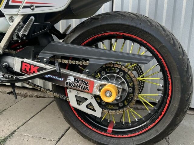 Сузуки Другая, объемом двигателя 0.4 л и пробегом 0 тыс. км за 5200 $, фото 2 на Automoto.ua