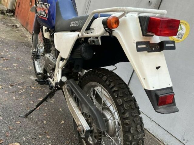 Сузукі Інша, об'ємом двигуна 0.2 л та пробігом 0 тис. км за 2500 $, фото 3 на Automoto.ua