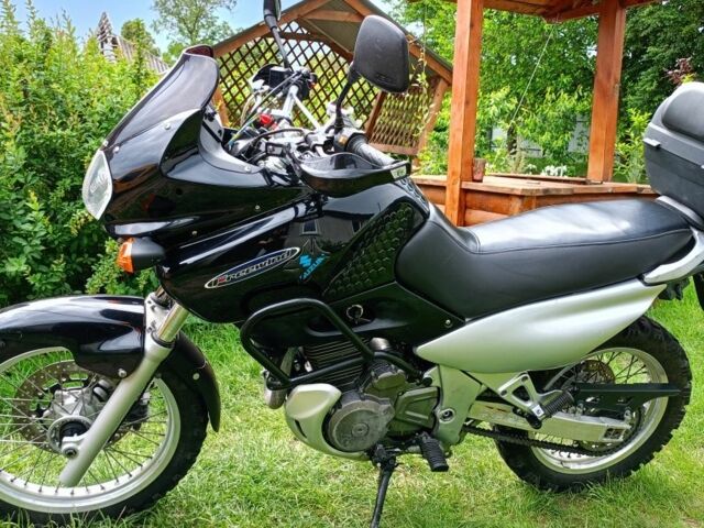 Сузуки Другая, объемом двигателя 0.65 л и пробегом 0 тыс. км за 3000 $, фото 2 на Automoto.ua