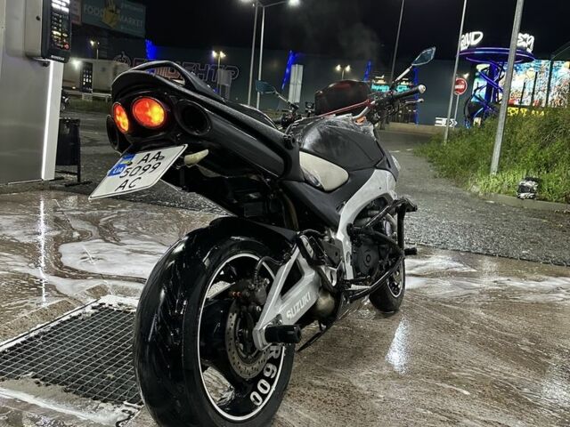 Сузукі Інша, об'ємом двигуна 0.6 л та пробігом 0 тис. км за 4500 $, фото 2 на Automoto.ua