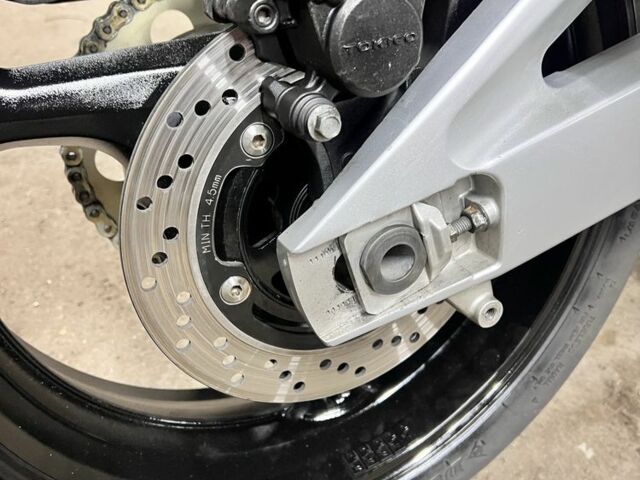 Сузуки Другая, объемом двигателя 0.4 л и пробегом 0 тыс. км за 4000 $, фото 2 на Automoto.ua