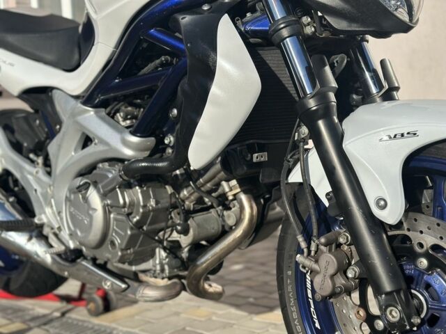 Сузуки Другая, объемом двигателя 0.4 л и пробегом 0 тыс. км за 3800 $, фото 2 на Automoto.ua