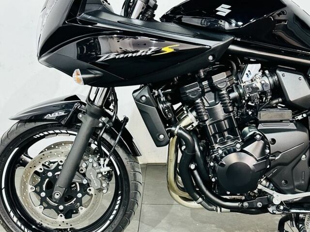 Сузуки Другая, объемом двигателя 0.65 л и пробегом 0 тыс. км за 6100 $, фото 9 на Automoto.ua