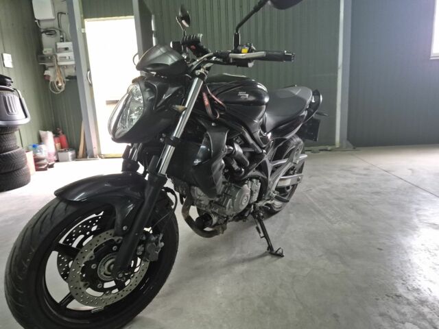 Сузуки Другая, объемом двигателя 0.65 л и пробегом 0 тыс. км за 3500 $, фото 1 на Automoto.ua