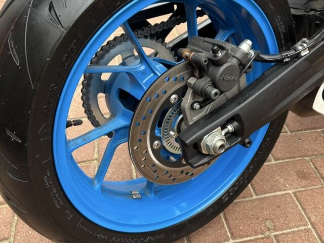 Сузуки Другая, объемом двигателя 0.78 л и пробегом 0 тыс. км за 9000 $, фото 8 на Automoto.ua