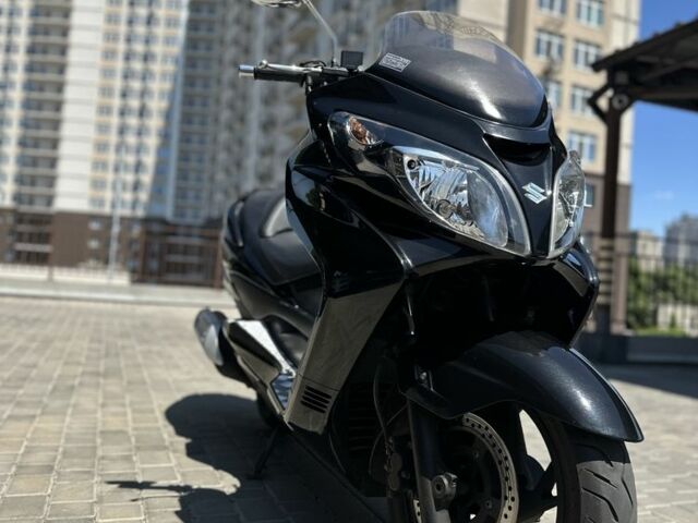 Сузуки Другая, объемом двигателя 14.86 л и пробегом 0 тыс. км за 2000 $, фото 2 на Automoto.ua