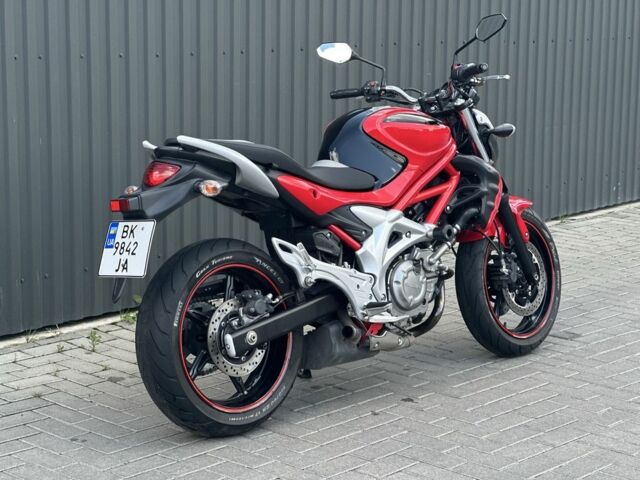 Сузукі Інша, об'ємом двигуна 0.65 л та пробігом 0 тис. км за 4900 $, фото 2 на Automoto.ua