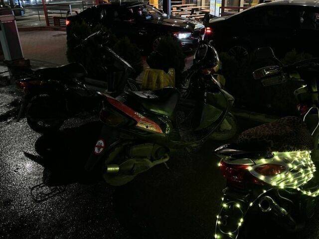 Сузуки Другая, объемом двигателя 50 л и пробегом 0 тыс. км за 190 $, фото 1 на Automoto.ua