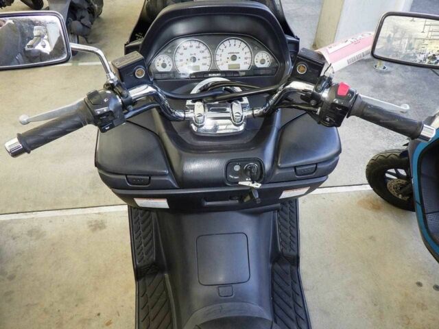 Сузукі Інша, об'ємом двигуна 0.25 л та пробігом 0 тис. км за 1999 $, фото 7 на Automoto.ua