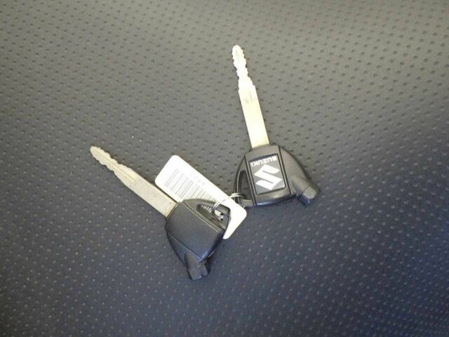 Сузукі Інша, об'ємом двигуна 0.25 л та пробігом 0 тис. км за 1999 $, фото 12 на Automoto.ua