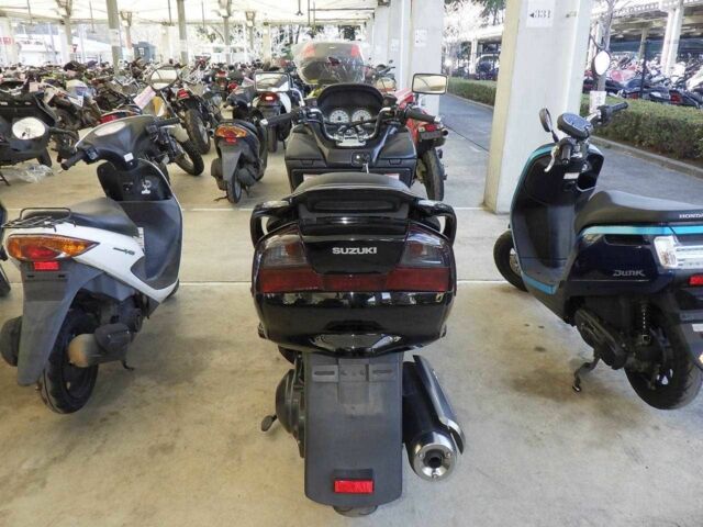 Сузукі Інша, об'ємом двигуна 0.25 л та пробігом 0 тис. км за 1999 $, фото 3 на Automoto.ua