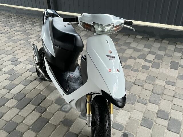 Сузуки Другая, объемом двигателя 72 л и пробегом 0 тыс. км за 1606 $, фото 4 на Automoto.ua