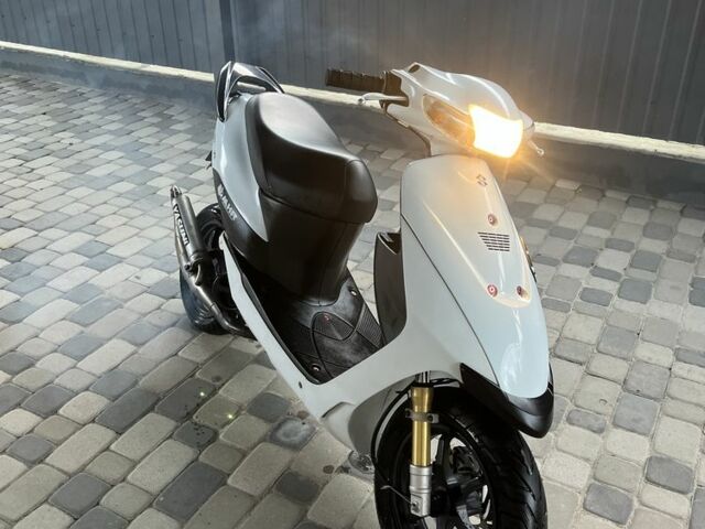 Сузуки Другая, объемом двигателя 72 л и пробегом 0 тыс. км за 1606 $, фото 2 на Automoto.ua