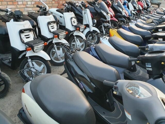 Сузуки Другая, объемом двигателя 0 л и пробегом 0 тыс. км за 561 $, фото 6 на Automoto.ua